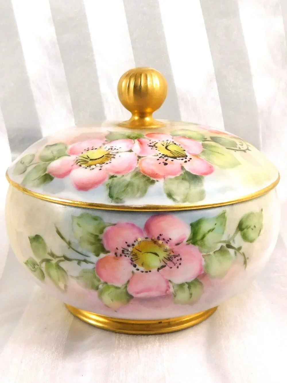 Hutschenreuther Signed Footed Covered Trinket Dish # 26840